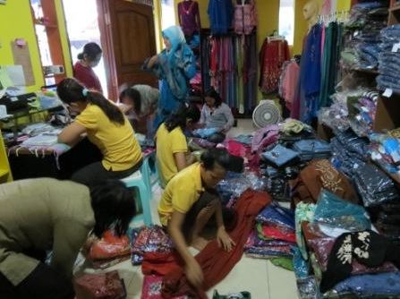 Detail Jualan Baju Di Rumah Nomer 10