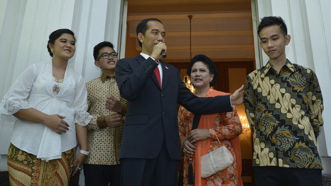 Detail Jumlah Undangan Pernikahan Anak Jokowi Nomer 9