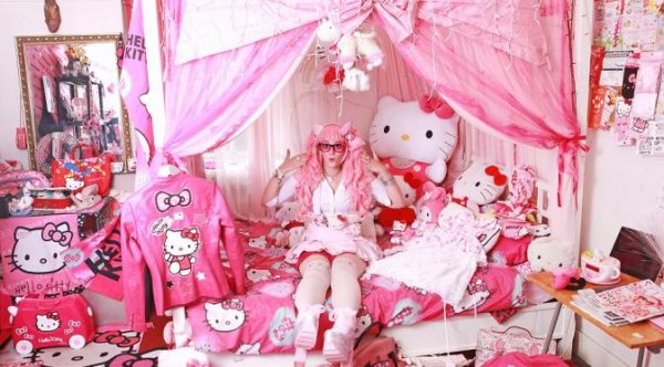 Detail Kamar Tema Hello Kitty Nomer 19