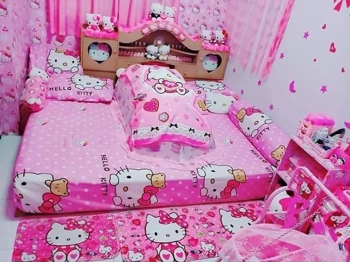 Detail Kamar Tema Hello Kitty Nomer 38