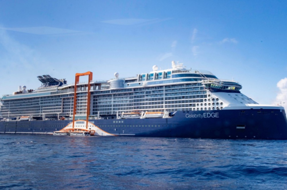 Detail Kapal Pesiar Celebrity Solstice Nomer 7