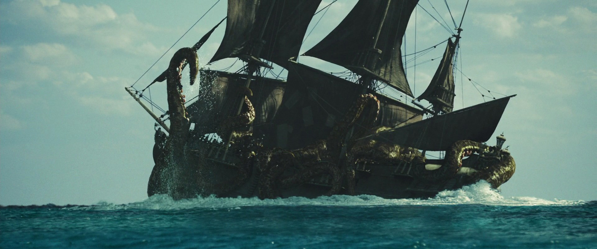 Detail Kapal Pirates Of The Caribbean Nomer 40