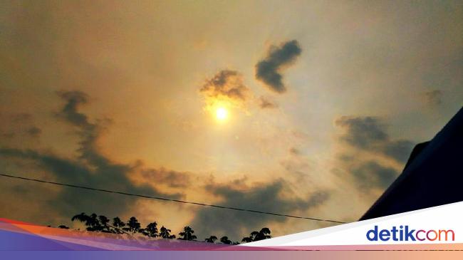 Detail Kenapa Langit Berwarna Merah Pada Malam Hari Nomer 18