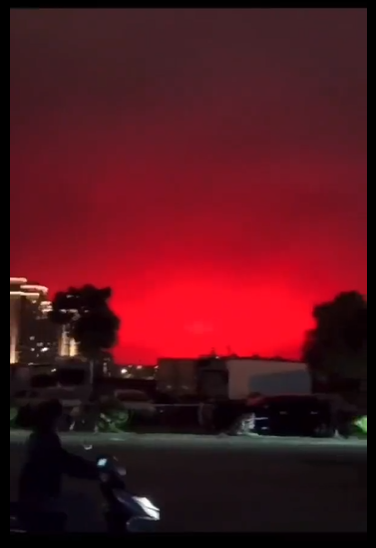 Detail Kenapa Langit Berwarna Merah Pada Malam Hari Nomer 9