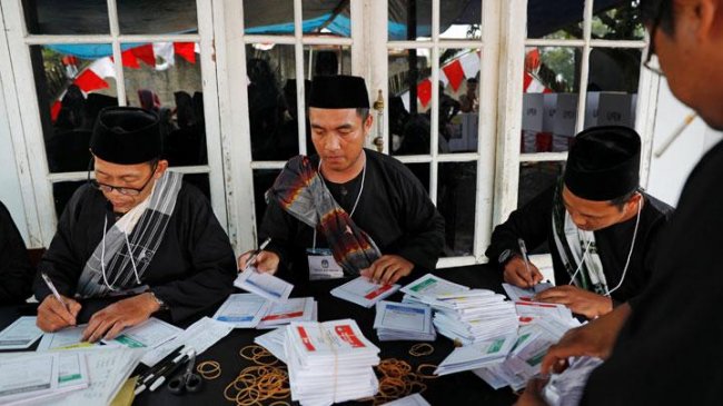 Detail Kerja Anggota Kpps Serta Deskripsi Gambar Nomer 9