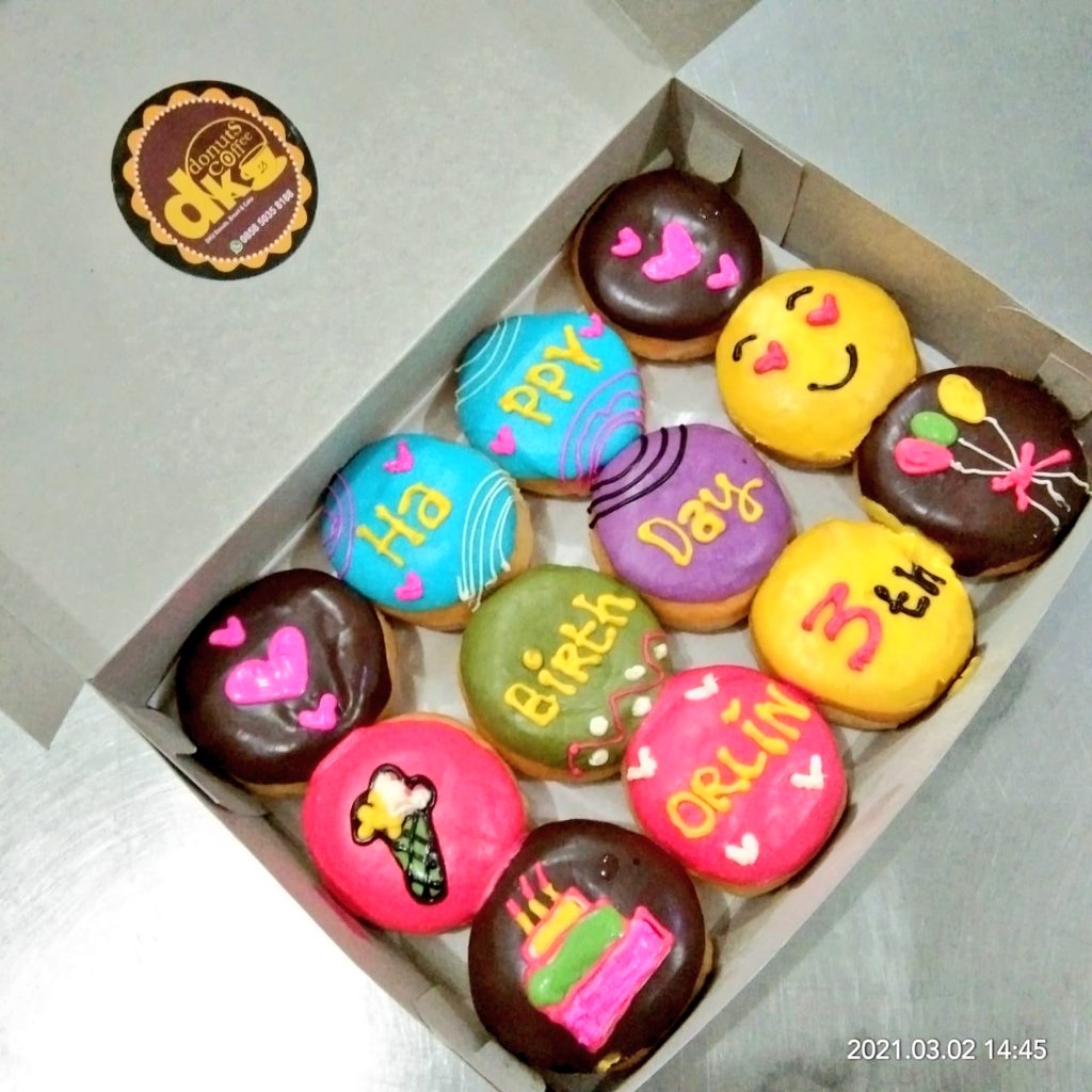 Detail Kue Donat Untuk Ulang Tahun Nomer 38