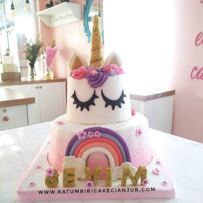 Detail Kue Ultah Unicorn Buttercream Nomer 22