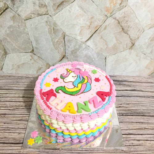 Detail Kue Ultah Unicorn Buttercream Nomer 26