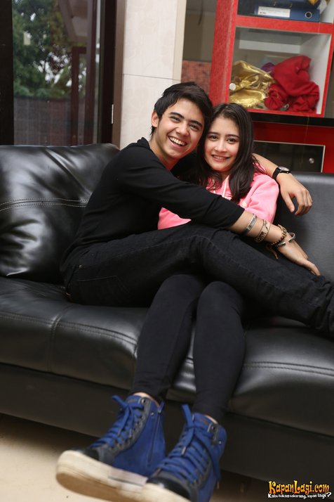 Detail Kumpulan Foto Mesra Aliando Dan Prilly Nomer 26