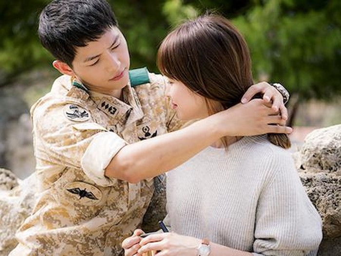 Detail Kumpulan Foto Song Joong Ki Descendants Of The Sun Nomer 19