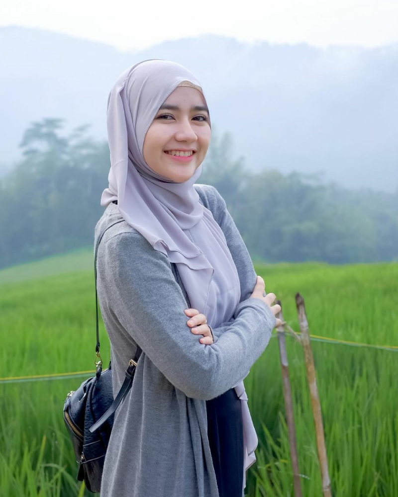 Detail Kumpulan Foto Wanita Berhijab Nomer 35