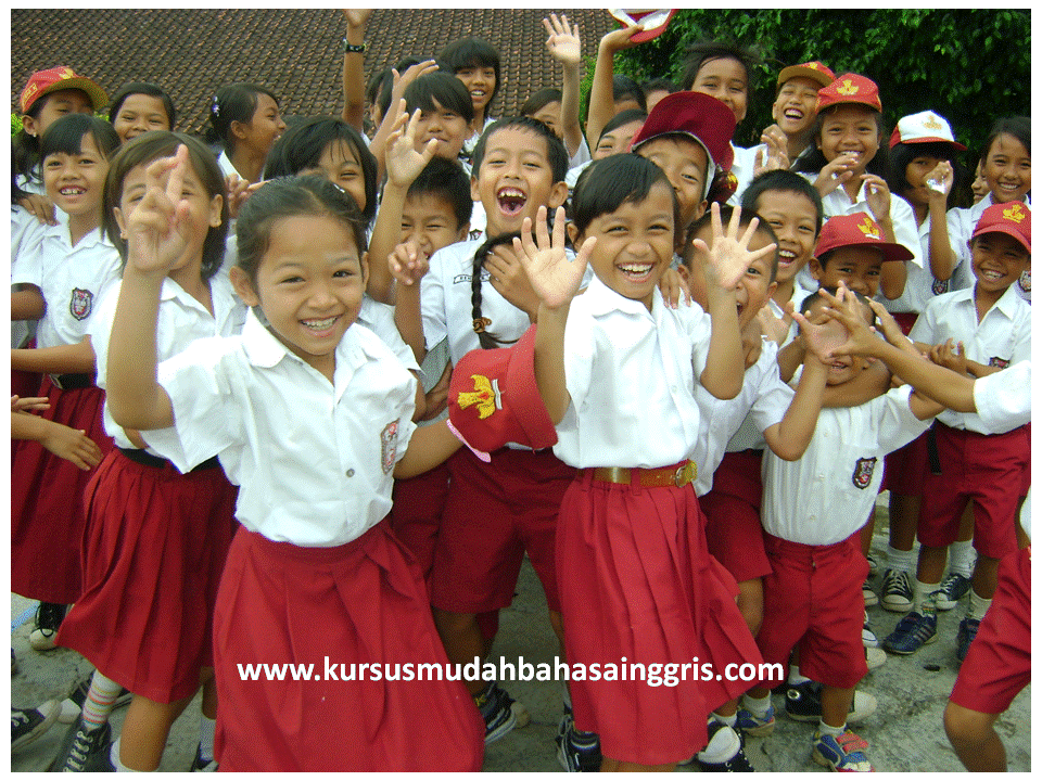 Detail Kumpulan Gambar Seragam Sekolah Merah Putih Nomer 52