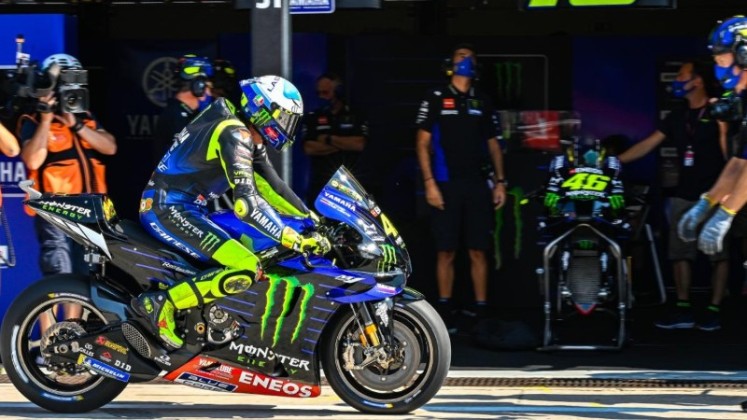 Detail Kumpulan Gambar Valentino Rossi Terbaru Nomer 20