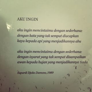 Detail Kumpulan Puisi Sapardi Djoko Damono Nomer 33