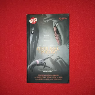 Detail Kuntilanak Vs Pocong Nomer 23