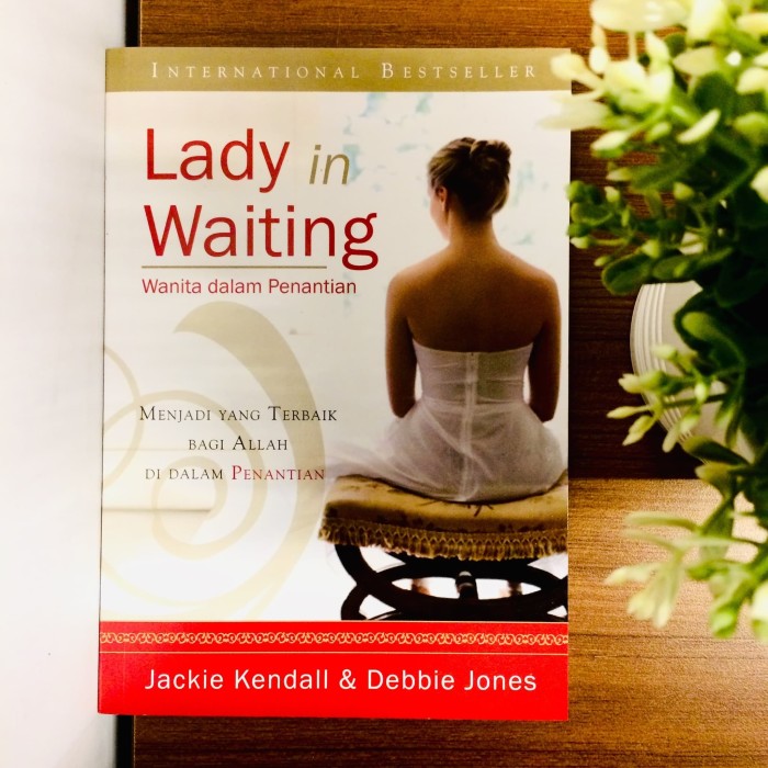 Detail Lady In Waiting Buku Nomer 16