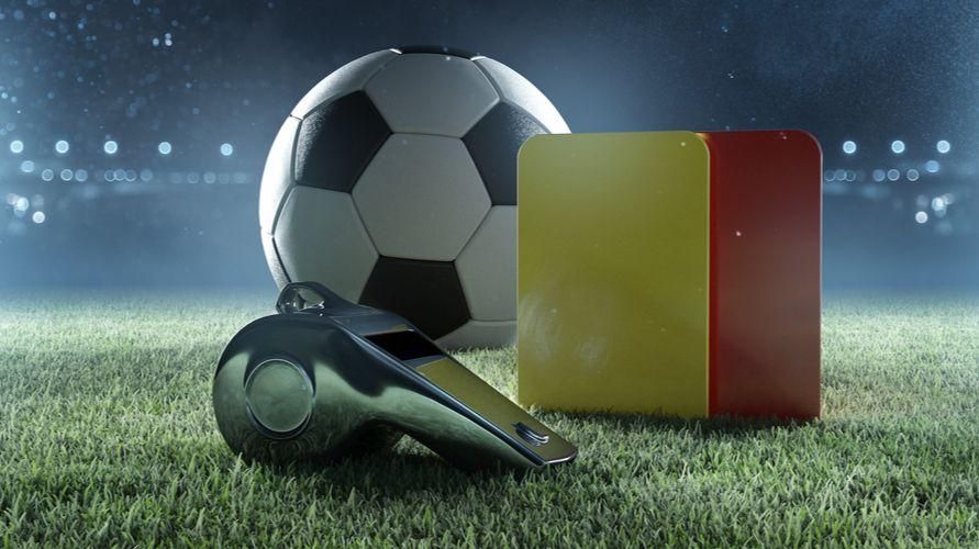 Detail Lapangan Dan Perlengkapan Permainan Sepak Bola Nomer 40