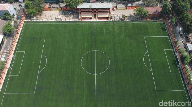 Detail Lapangan Sepak Bola Lengkap Nomer 32