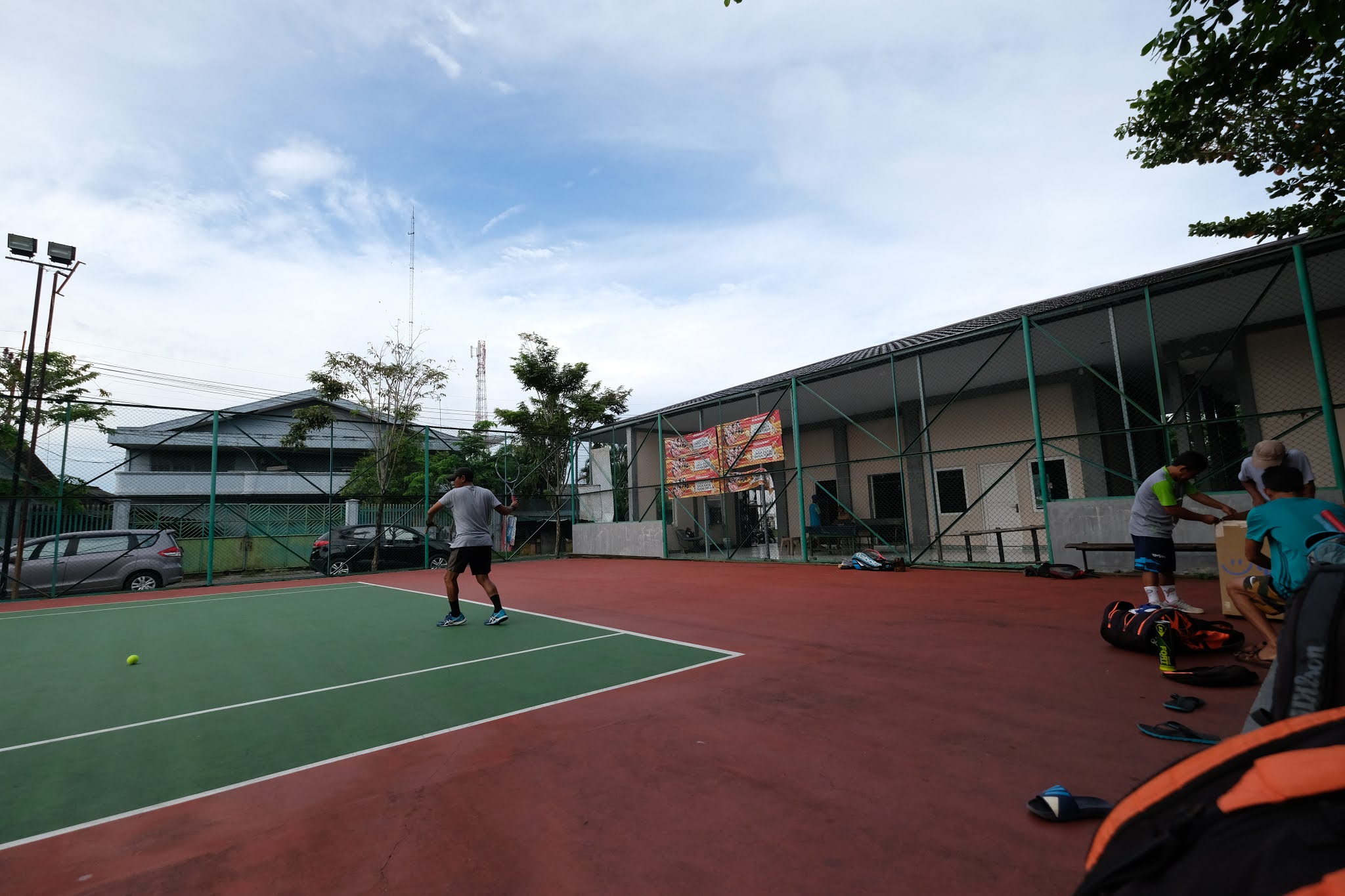 Detail Lapangan Tenis Lapangan Nomer 23