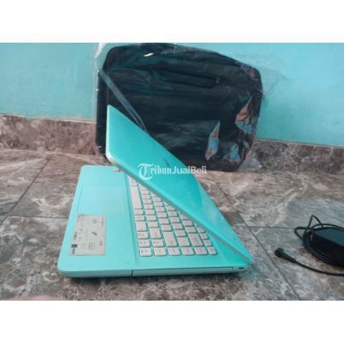 Detail Laptop Kecil Untuk Desain Grafis Nomer 34