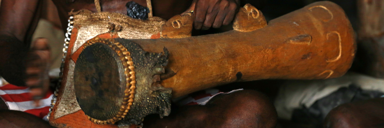 Detail Macam Gambar Tifa Papua Nomer 26