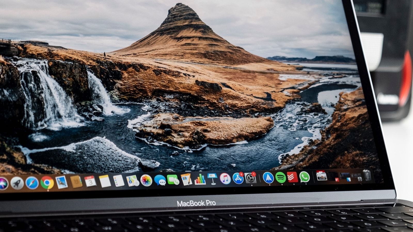 Detail Macbook Yang Cocok Untuk Programmer Nomer 18