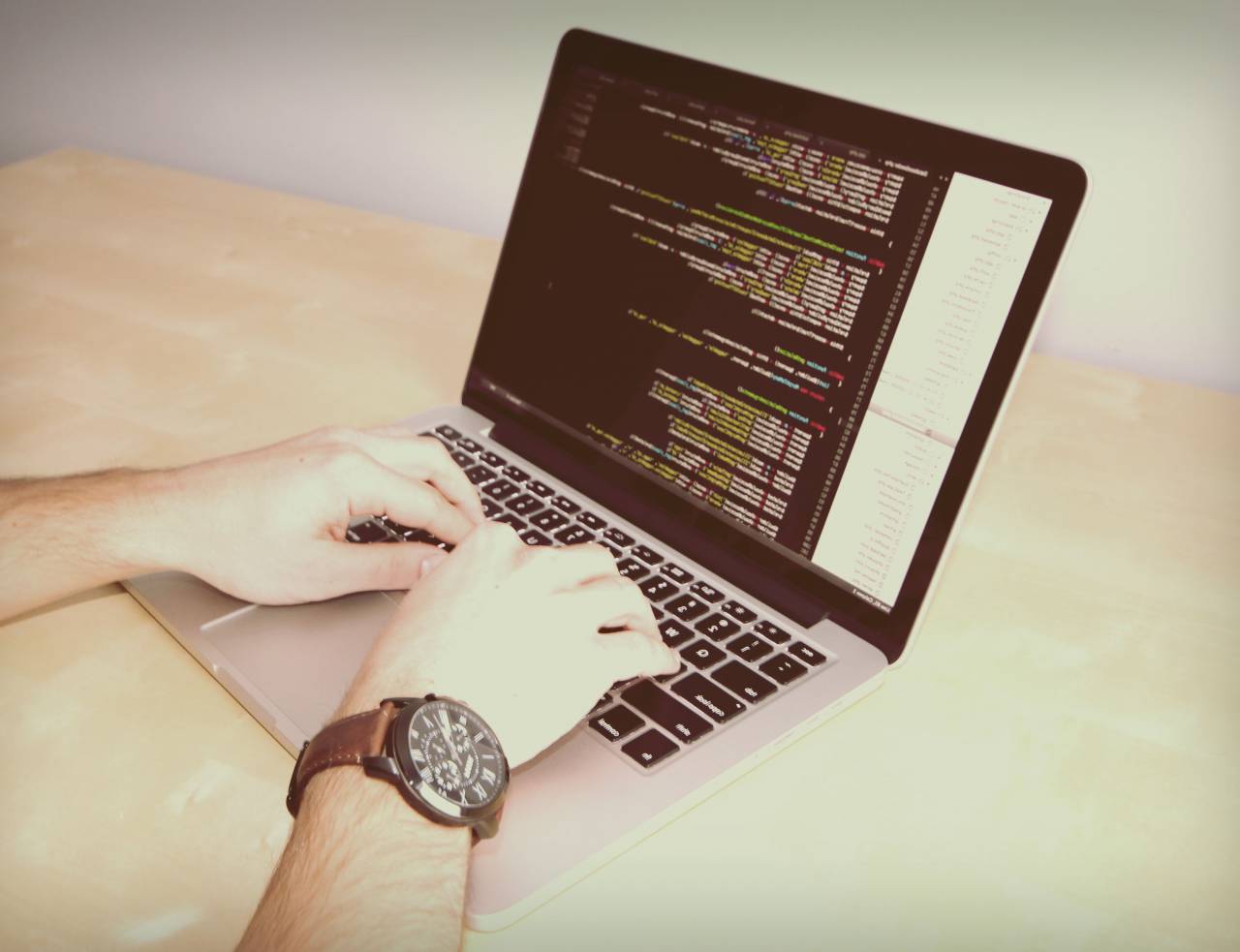 Detail Macbook Yang Cocok Untuk Programmer Nomer 33