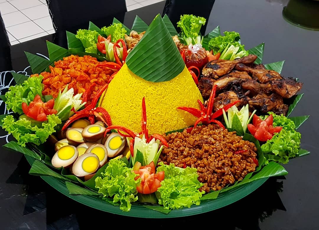 Detail Makanan Untuk Ulang Tahun Nomer 16
