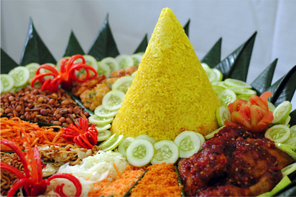 Detail Makanan Untuk Ulang Tahun Nomer 39