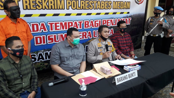 Detail Manajer Kantor Adalah Nomer 49