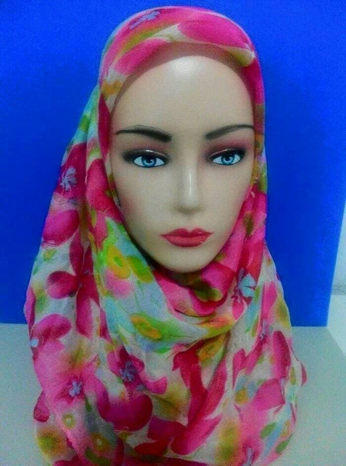 Manekin Kepala Untuk Jilbab - KibrisPDR