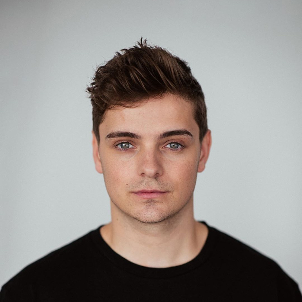 Detail Martin Garrix Hairstyle Nomer 10