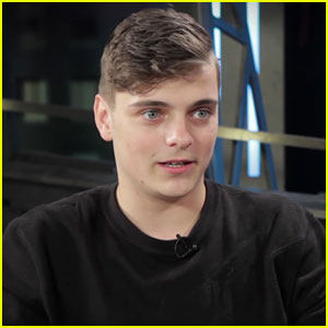 Detail Martin Garrix Hairstyle Nomer 11