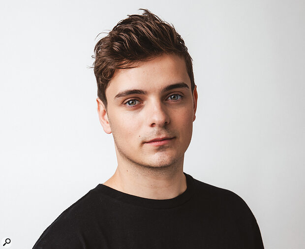 Detail Martin Garrix Hairstyle Nomer 16