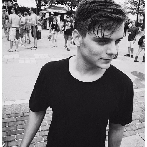 Detail Martin Garrix Hairstyle Nomer 45