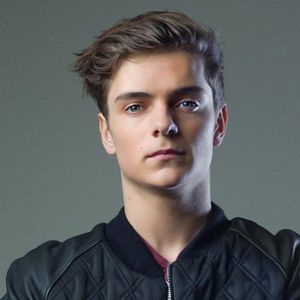 Detail Martin Garrix Hairstyle Nomer 48