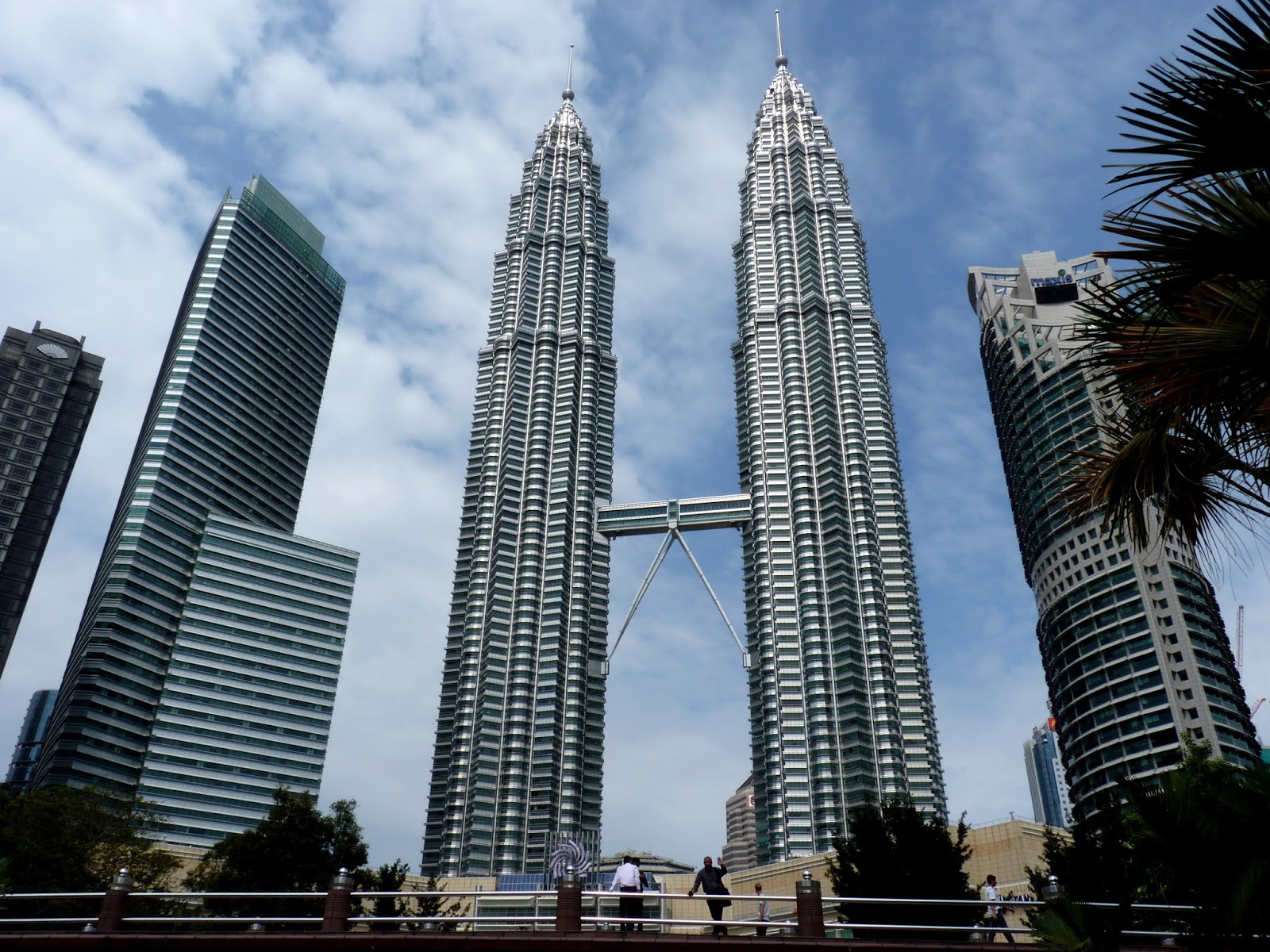 Detail Menara Petronas Terdapat Di Nomer 4