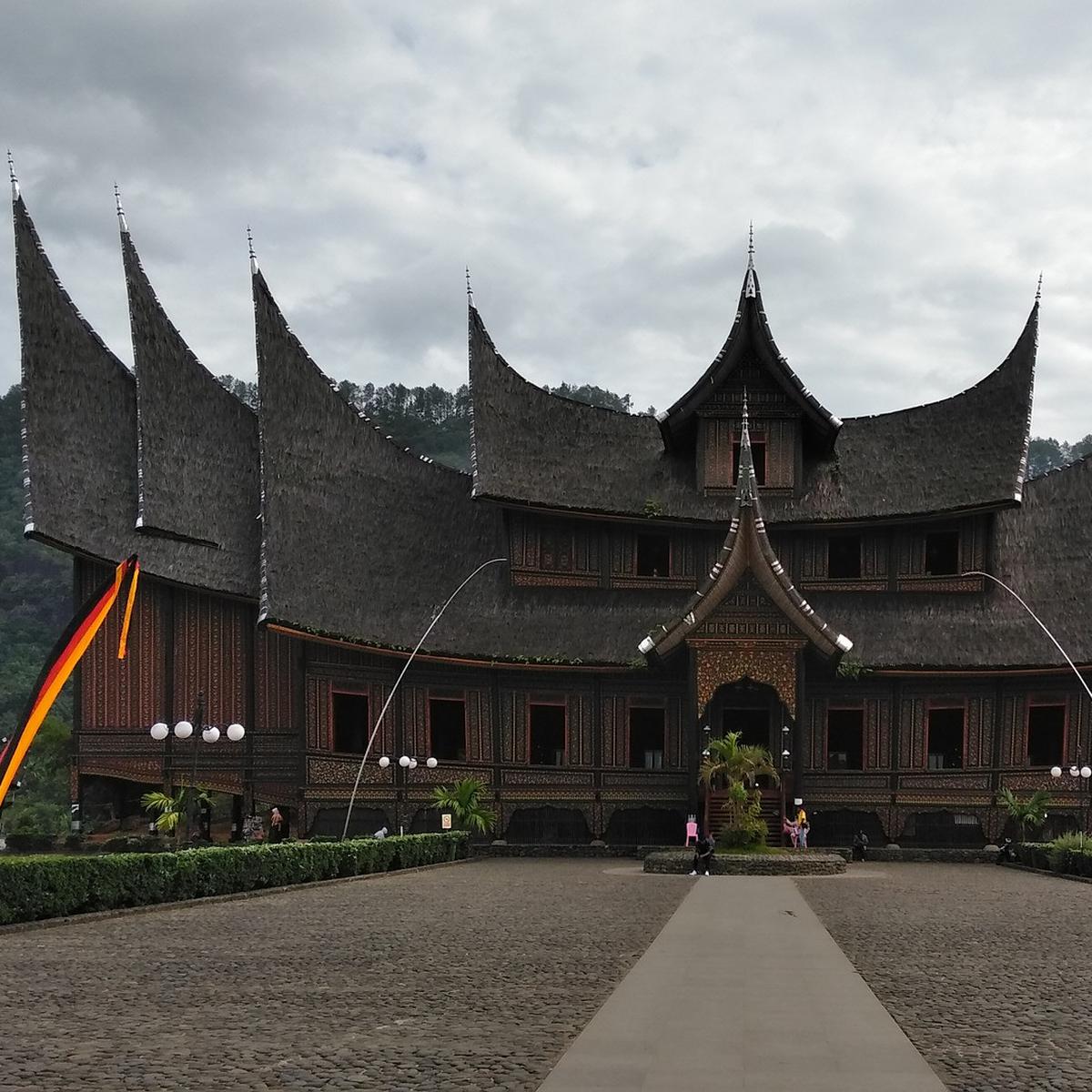 Detail Mengapa Rumah Betang Sangat Istimewa Nomer 35