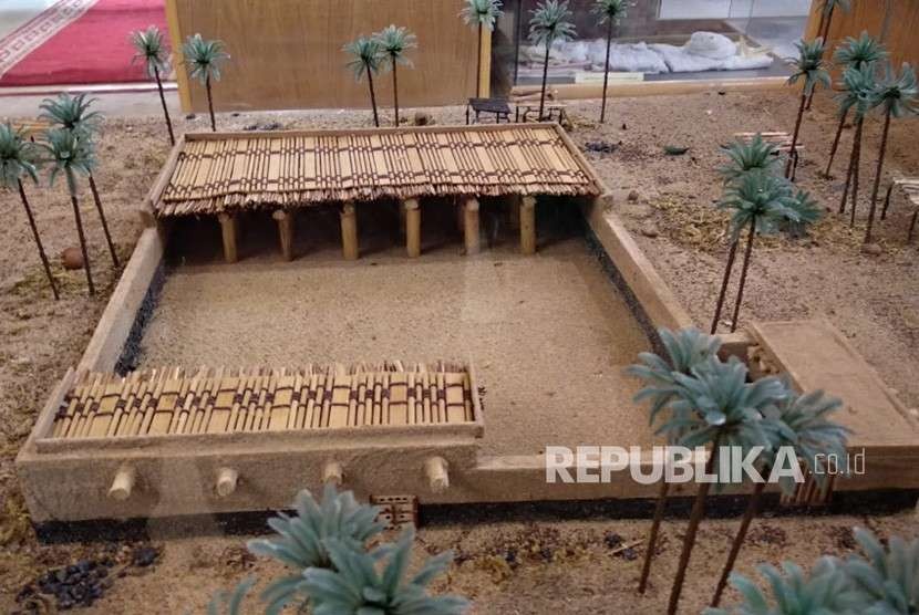 Download Miniatur Bangunan Rumah Dengan Ukuran Kecil Disebut Nomer 47