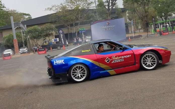 Detail Mobil Untuk Drift Nomer 51