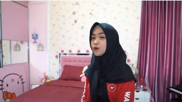 Detail Model Kamar Hello Kitty Nomer 23