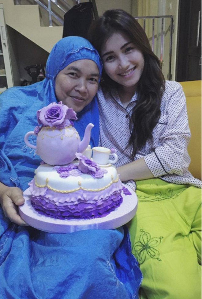 Detail Model Kue Ulang Tahun Untuk Ibu Nomer 31