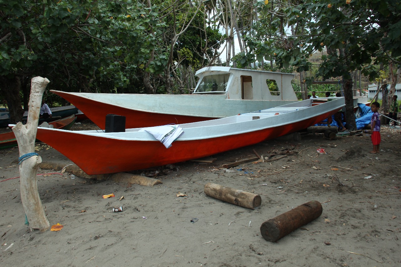 Detail Model Perahu Fiber Untuk Nelayan Nomer 19