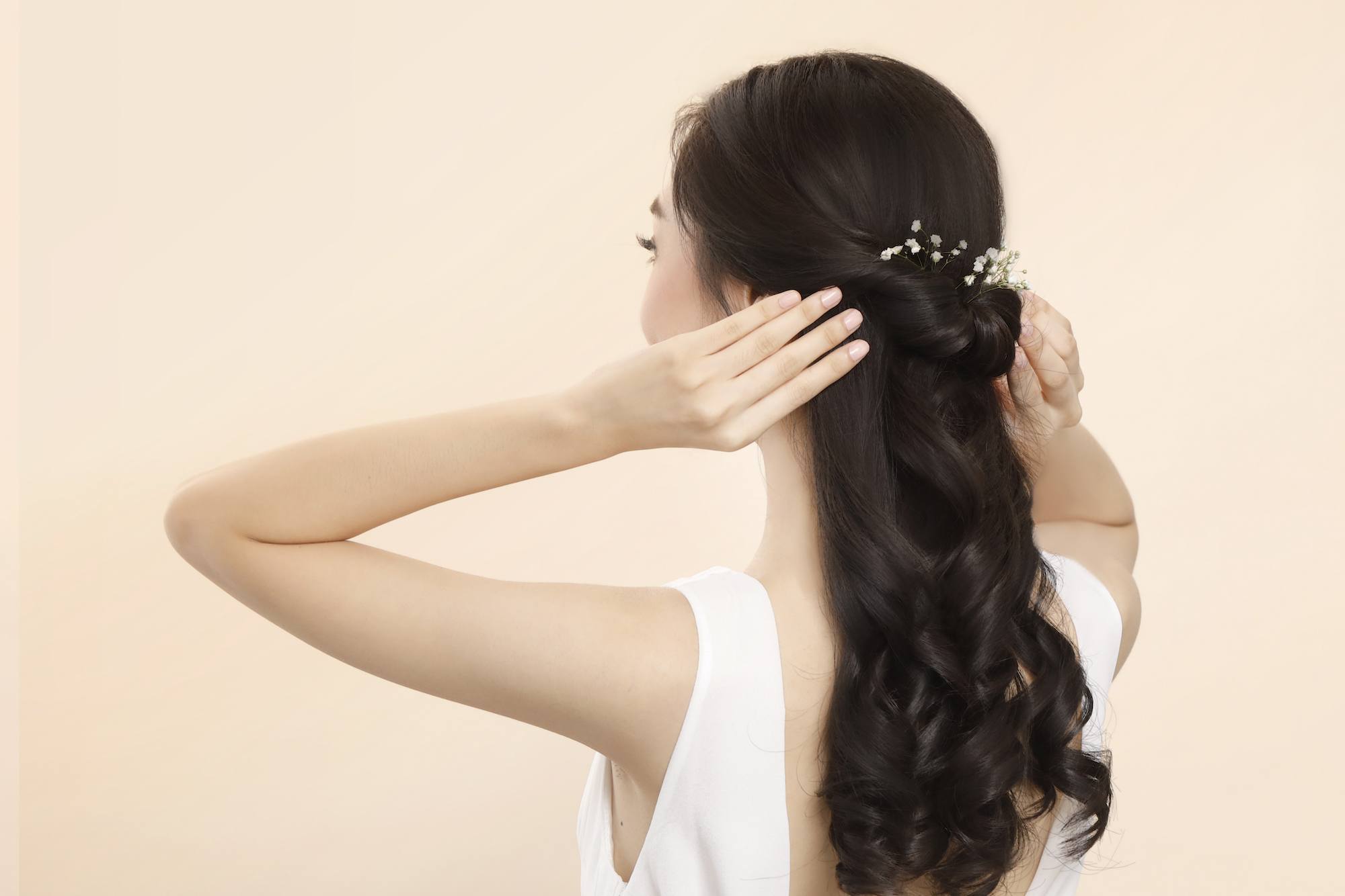 Detail Model Rambut Untuk Dress Panjang Nomer 15