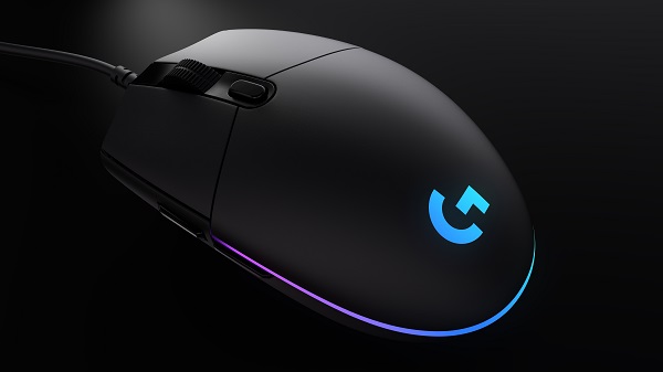 Detail Mouse Logitech Untuk Desain Grafis Nomer 13