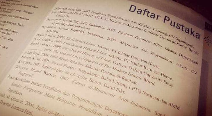 Detail Nama Penulis Buku Nomer 23