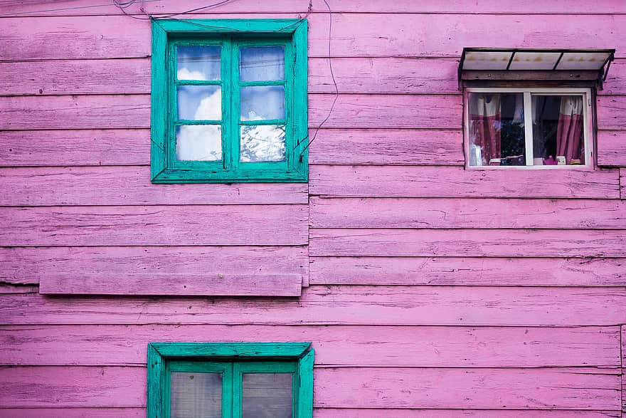 5 Papan Kayu Popular untuk Elemen Rumah, Intip Pula Harganya!
