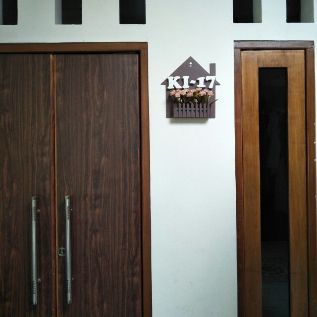 Detail Papan Nomor Rumah Dari Kayu Nomer 30