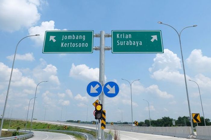 Papan Penunjuk Jalan - KibrisPDR