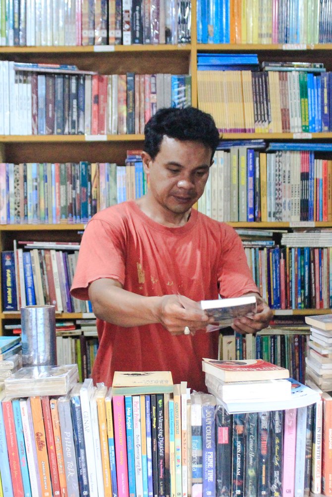 Detail Pasar Buku Palasari Nomer 28